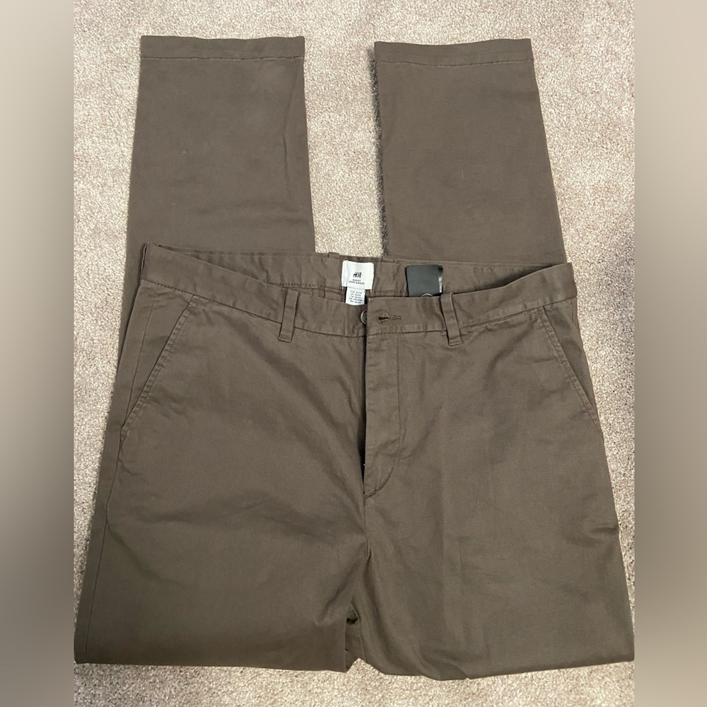 New slim fit men’s chino pants